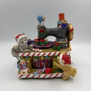 Christmas Sewing Machine Music Box Cats Dogs Snowman Candy Cane Lights SANRIO